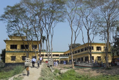 শ্রীনগরে রুশদী উচ্চ বিদ্যালয়ের এডহক কমিটি বাতিল করে নতুন কমিটি
